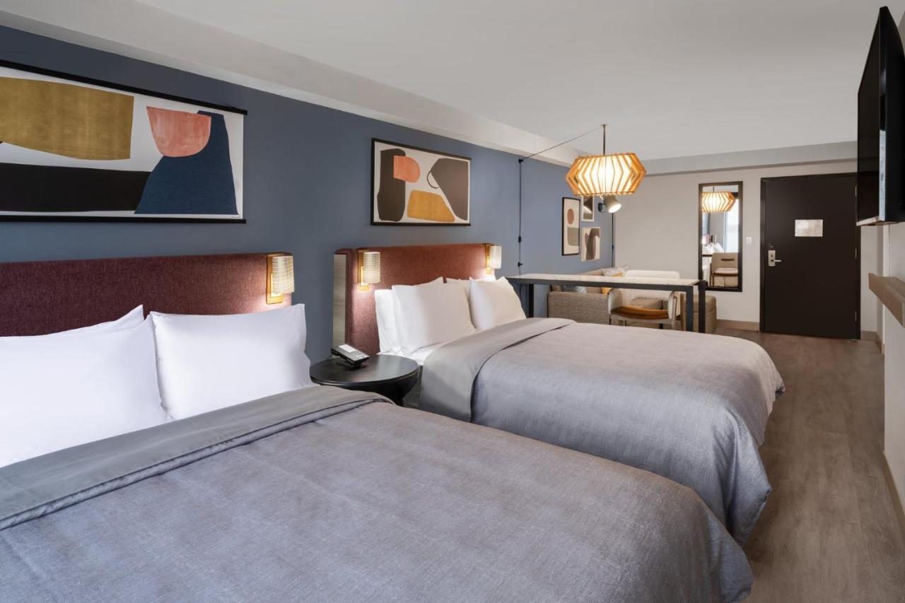 Studio Suite Two Queen Beds