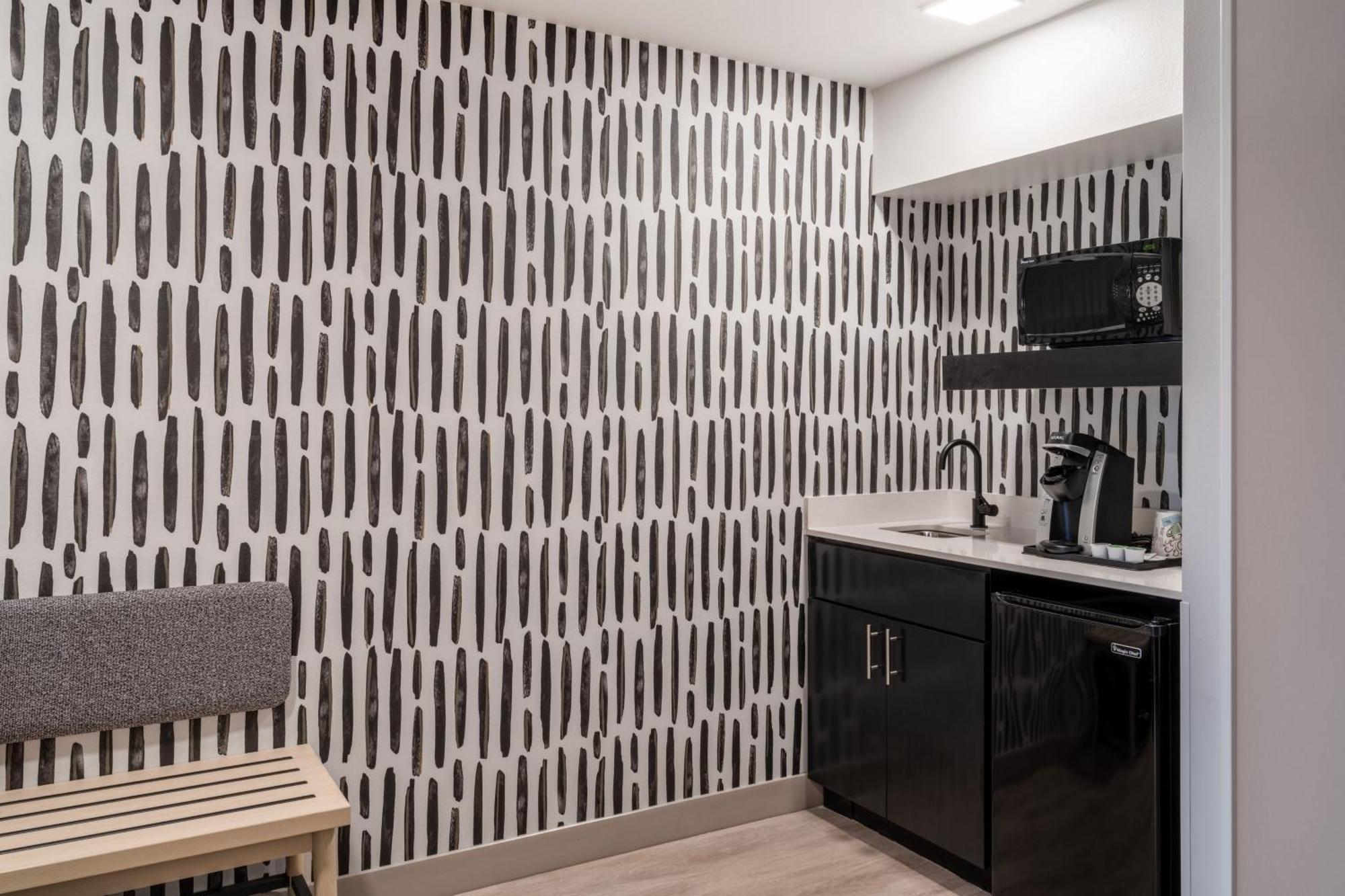 King Studio Suite